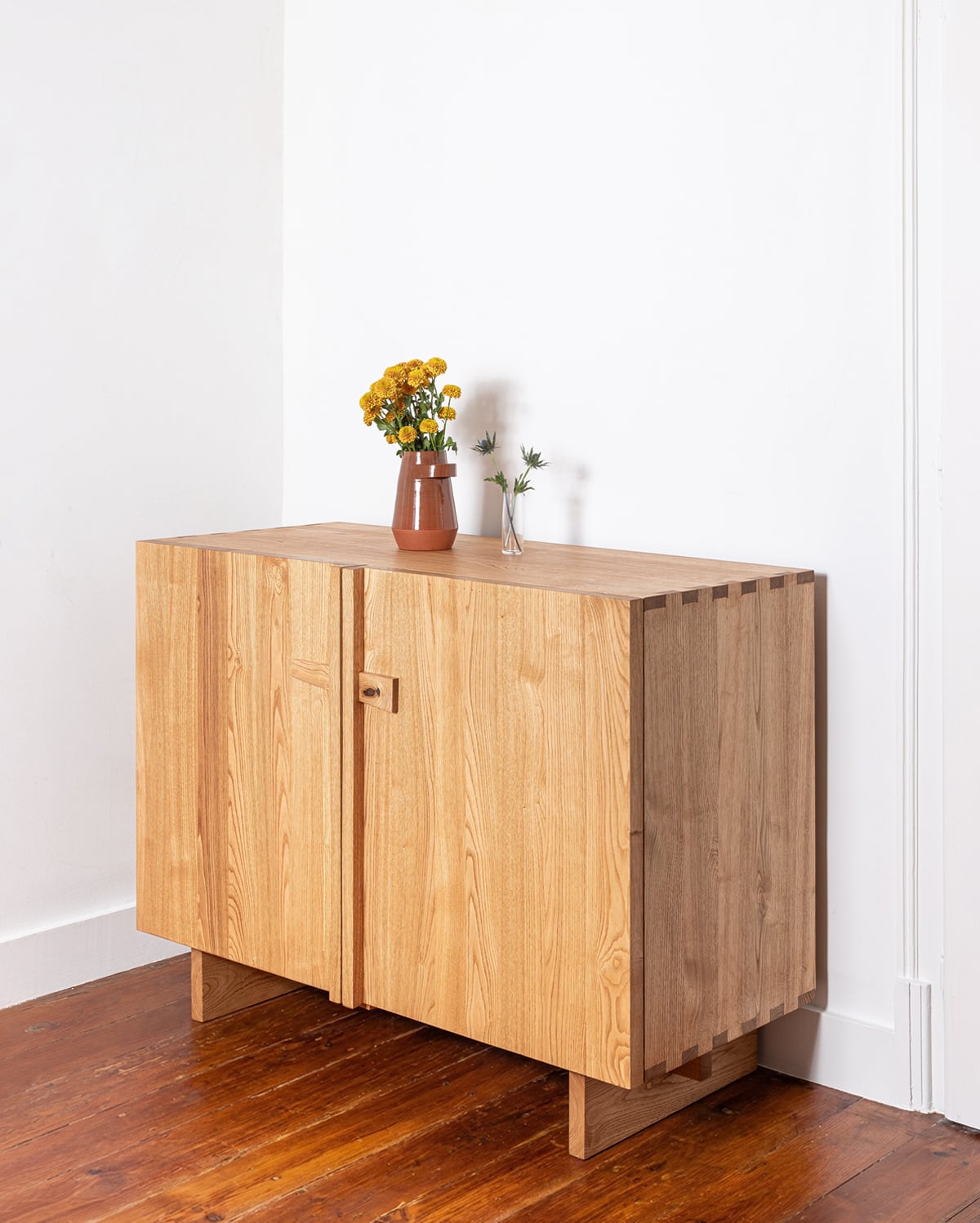 Terra sideboard in solid chestnut wood. Sustainable, handcrafted Portuguese furniture by Boa Safra.